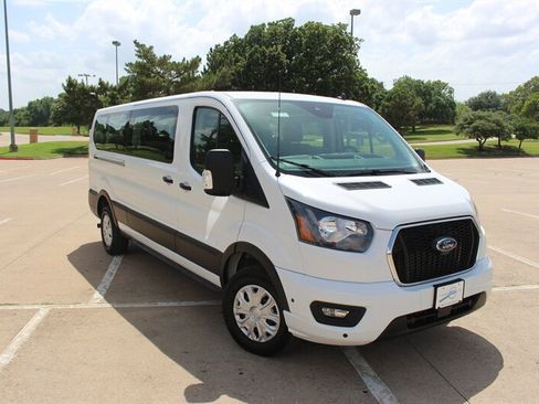 Used 2025 Ford Transit 350 XLT RWD image 6