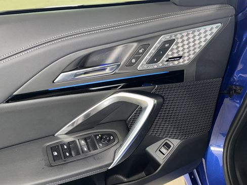 Used 2025 BMW X1 xDrive28i w/ Technology Package image 18