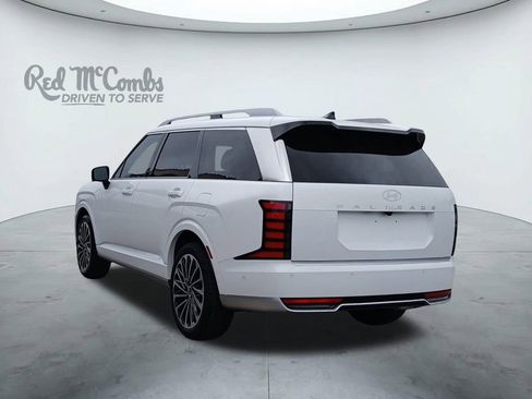 New 2026 Hyundai Palisade Calligraphy FWD image 3