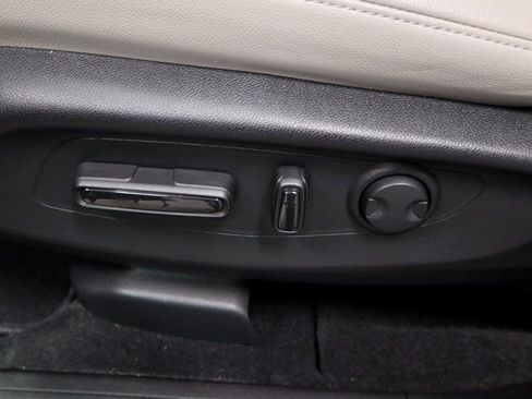 Used 2025 Honda CR-V EX-L image 24