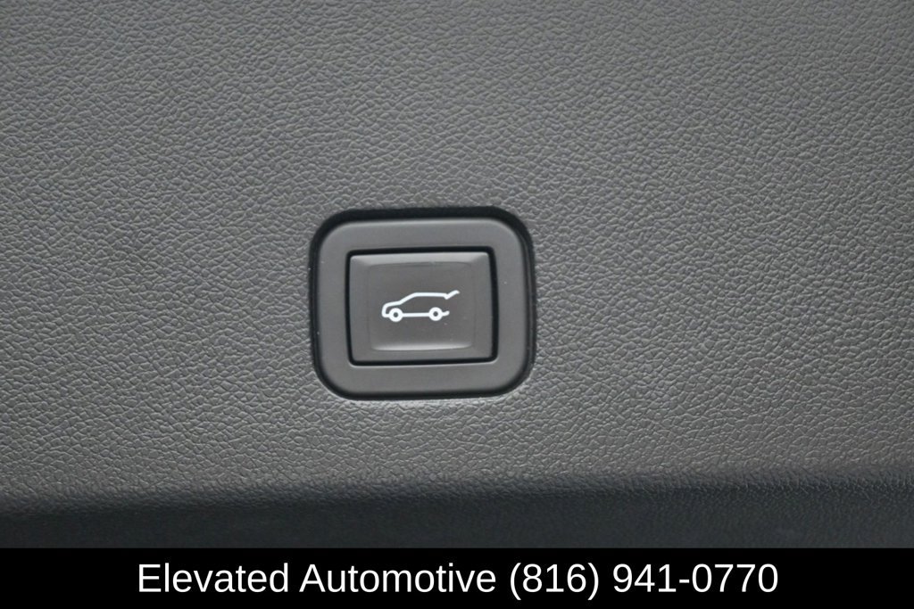Used 2021 Cadillac XT6 Premium Luxury AWD/4WD image 21