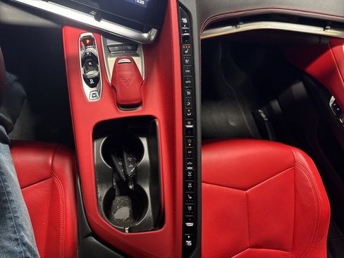 Used 2021 Chevrolet Corvette Stingray image 11