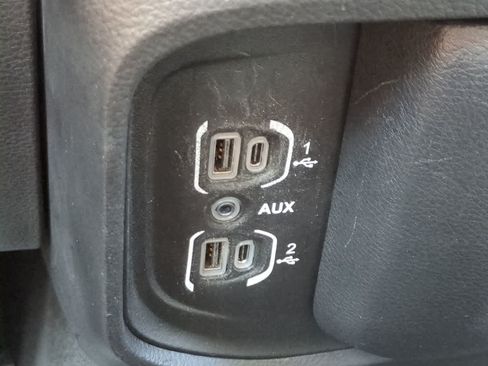 Used 2021 RAM 1500 Big Horn RWD image 20
