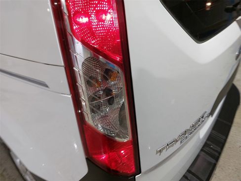 Used 2021 Ford Transit Connect XL image 30