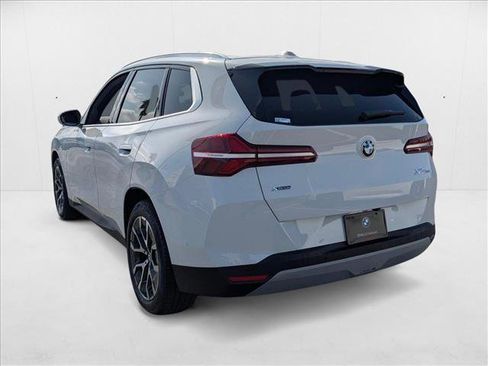 Used 2025 BMW X3 xDrive30i w/ Premium Package image 8