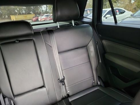 Used 2023 Volkswagen Atlas Cross Sport SE image 6