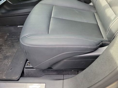 Certified 2024 Cadillac Lyriq Luxury AWD/4WD image 20