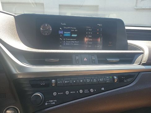 Used 2019 Lexus ES 350 w/ Premium Package image 12