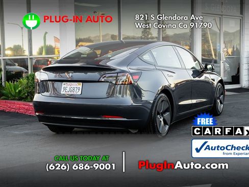 Used 2023 Tesla Model 3 Standard Range image 4