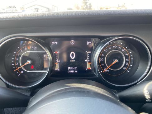 Used 2022 Jeep Wrangler Unlimited Sport image 15