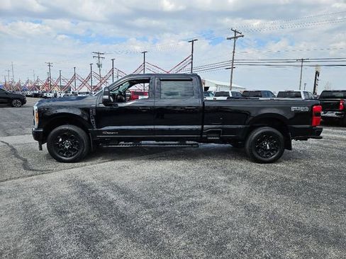 Used 2023 Ford F250 Lariat w/ Lariat Ultimate Package AWD/4WD image 10