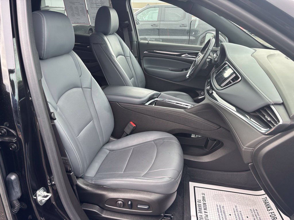 Used 2024 Buick Enclave Essence w/ Sport Touring Edition AWD/4WD image 14