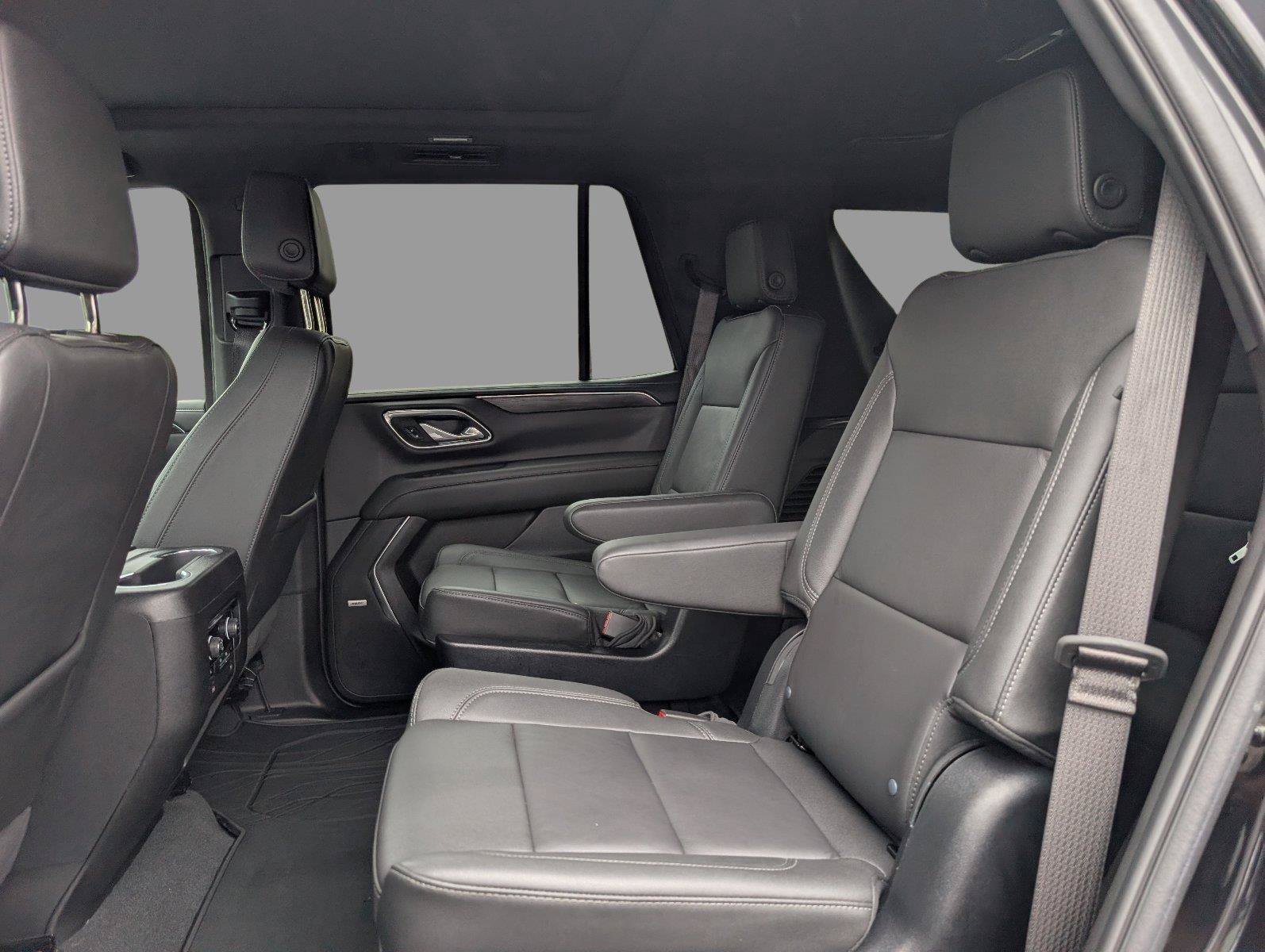 Used 2024 Chevrolet Tahoe Z71 w/ Luxury Package AWD/4WD image 37