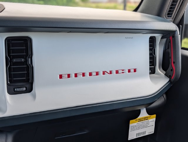 New 2026 Ford Bronco Heritage Edition AWD/4WD image 18