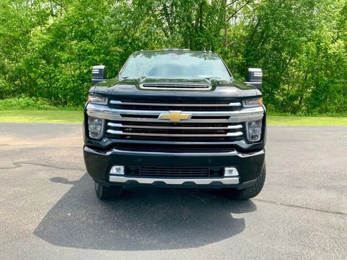 Used 2023 Chevrolet Silverado 2500 High Country w/ Z71 Off-Road Package AWD/4WD image 8