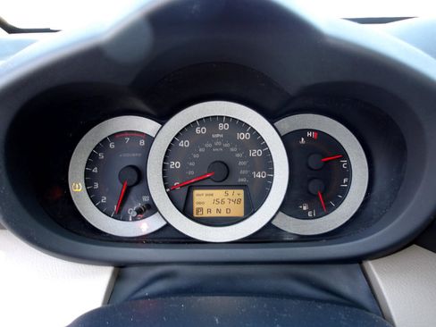 Used 2007 Toyota RAV4 LE image 15