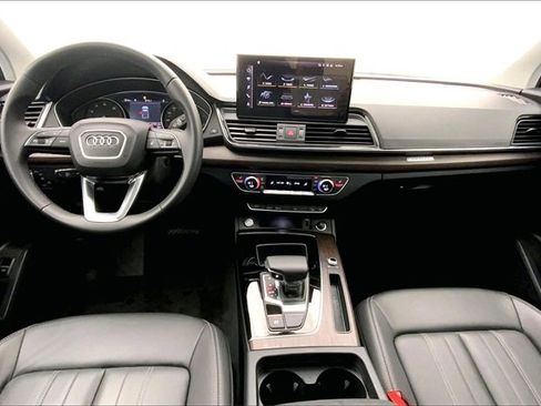 Certified 2023 Audi Q5 2.0T Premium w/ Convenience Package image 15