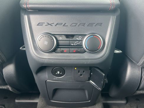 New 2026 Ford Explorer ST-Line w/ ST-Line Street Pack RWD image 19