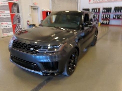 Used 2022 Land Rover Range Rover Sport HSE Silver Edition image 4