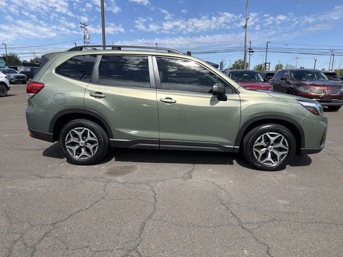 Used 2019 Subaru Forester Premium w/ Popular Package #1 AWD/4WD image 6