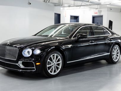 Used 2023 Bentley Flying Spur V8