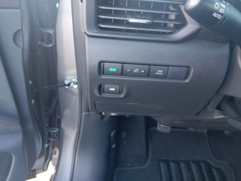 New 2025 Nissan Sentra S image 14