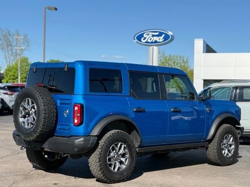 Used 2025 Ford Bronco Badlands AWD/4WD image 41