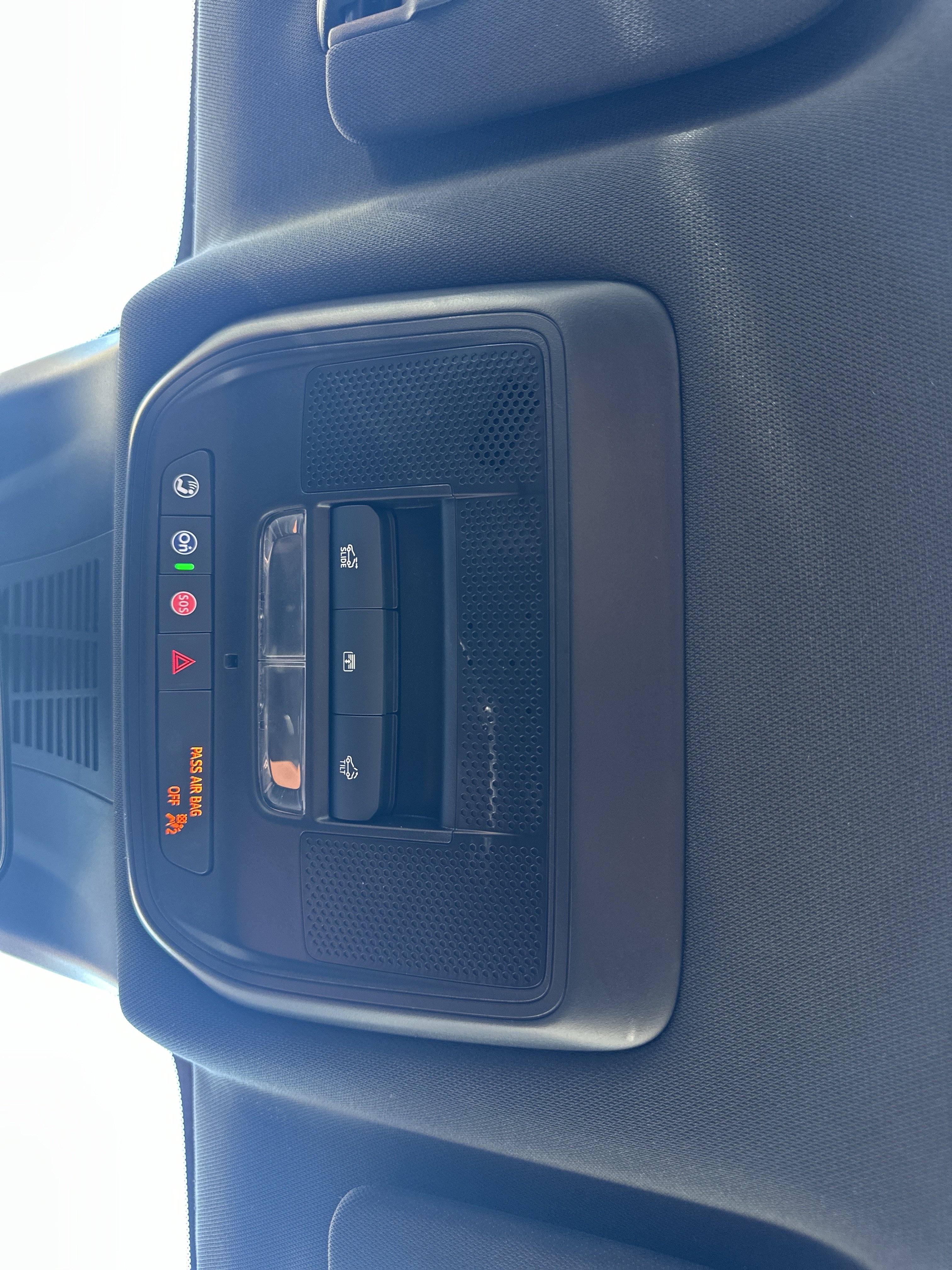 Certified 2025 Honda Prologue Elite image 32