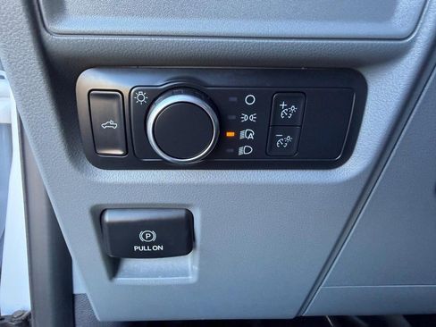 Used 2022 Ford F150 XL w/ Equipment Group 101A High image 38