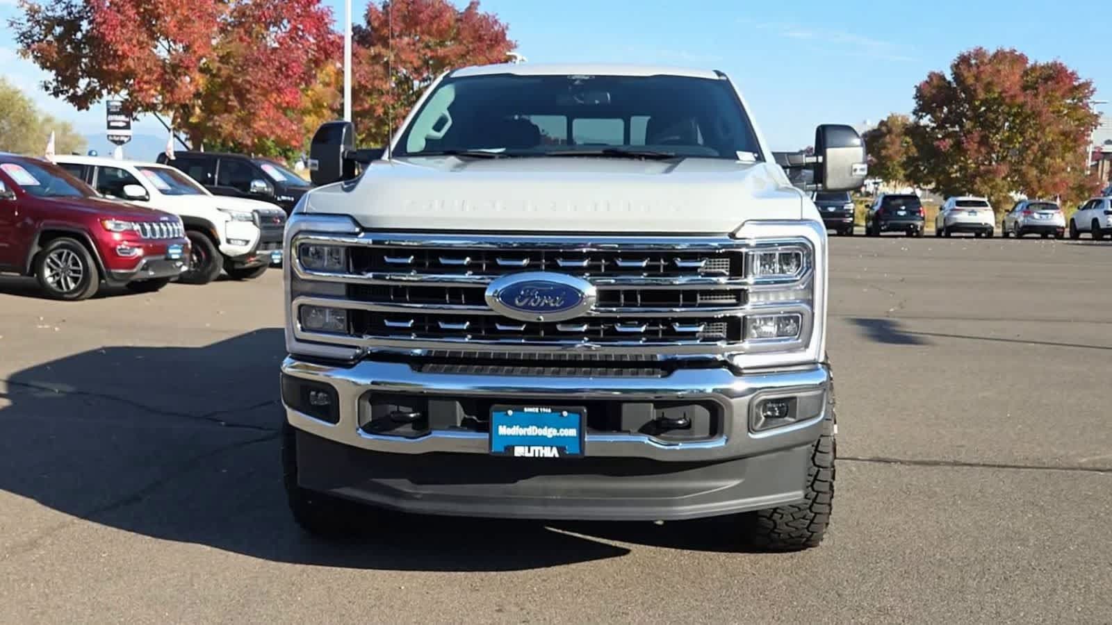 Used 2026 Ford F350 Lariat w/ FX4 Off-Road Package AWD/4WD image 3