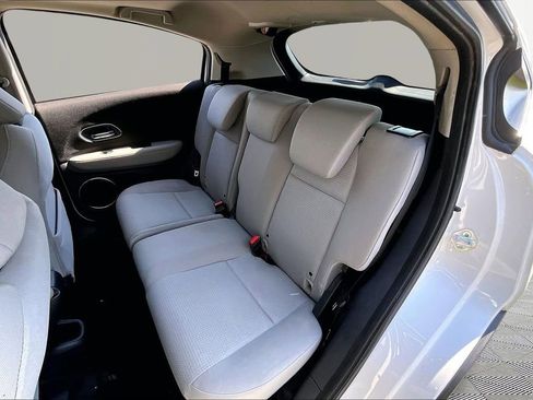 Used 2022 Honda HR-V EX image 16