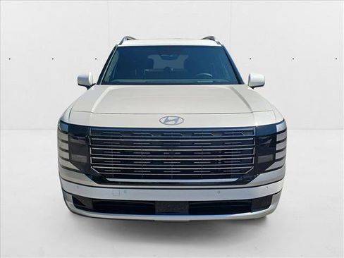 New 2026 Hyundai Palisade Calligraphy FWD image 8