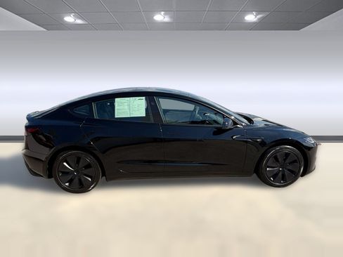 Used 2024 Tesla Model 3 Long Range RWD image 8