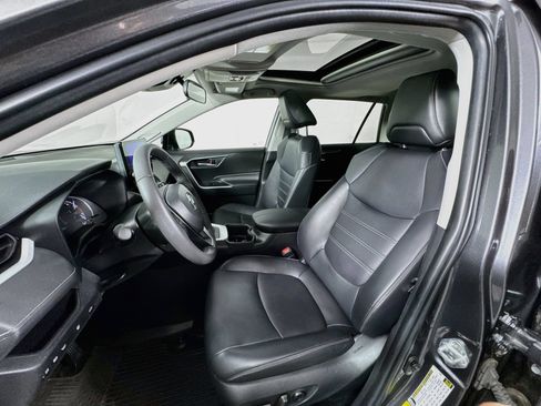 Certified 2023 Toyota RAV4 XLE Premium AWD/4WD image 20