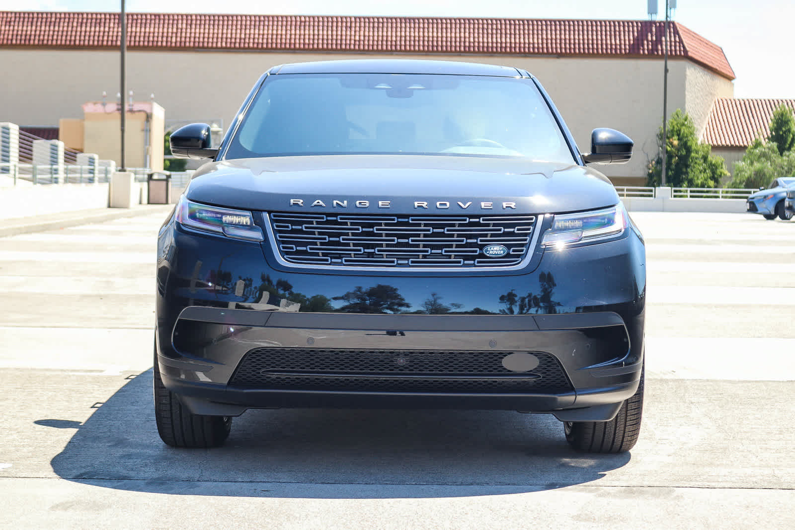 New 2026 Land Rover Range Rover Velar S AWD/4WD image 2