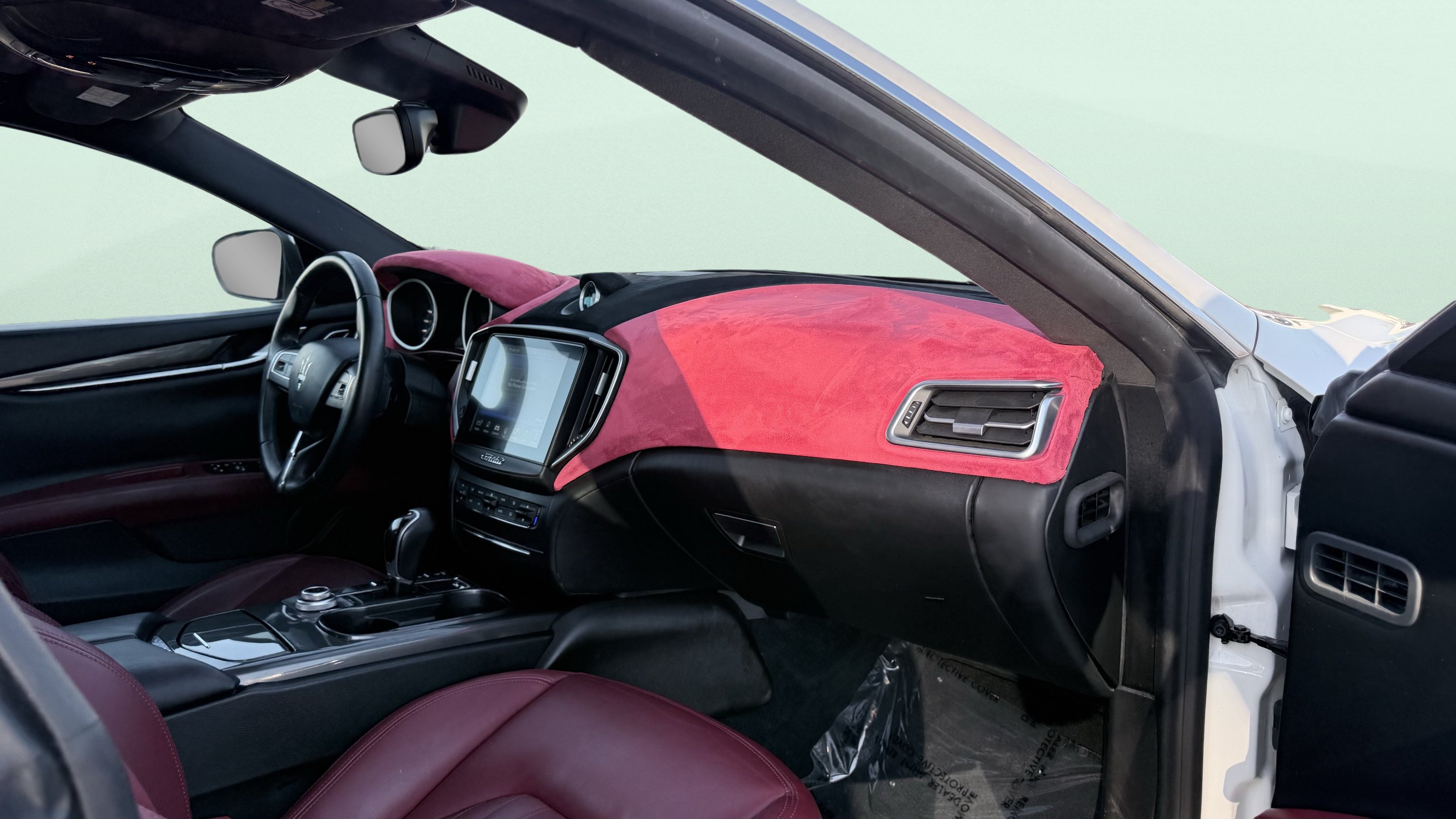 Used 2018 Maserati Ghibli RWD image 32