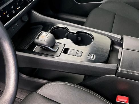 Certified 2023 Nissan Rogue S image 16