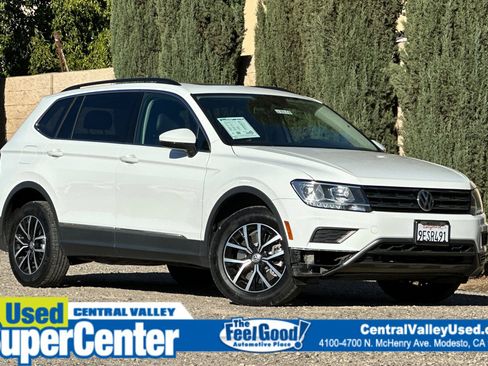 Used 2021 Volkswagen Tiguan SE w/ Panoramic Sunroof Package image 1
