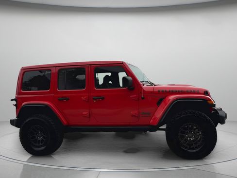 Used 2021 Jeep Wrangler Unlimited Rubicon w/ Xtreme Recon 35" Tire Package image 33