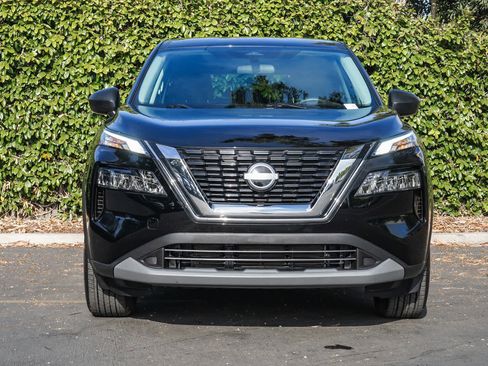 Used 2023 Nissan Rogue S FWD image 2