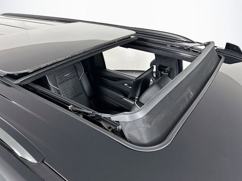 Used 2023 Cadillac Escalade ESV V image 22