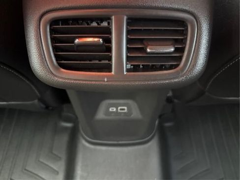 Certified 2021 Buick Envision Essence w/ Sport Touring Package AWD/4WD image 27