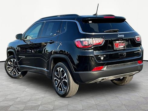 Used 2023 Jeep Compass Limited AWD/4WD image 4