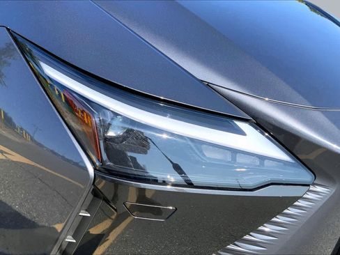 Used 2024 Lexus RZ 300e Premium w/ Accessory Package (2T) FWD image 27