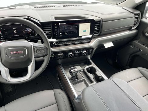 New 2026 GMC Sierra 1500 SLT AWD/4WD image 15