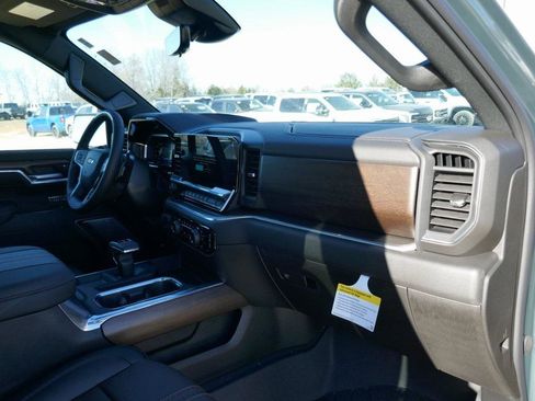 New 2026 Chevrolet Silverado 1500 High Country image 17