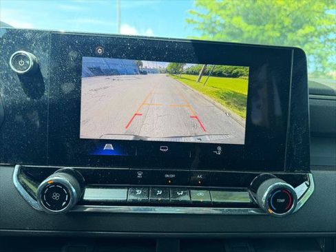 Used 2023 Chevrolet Colorado W/T RWD image 22