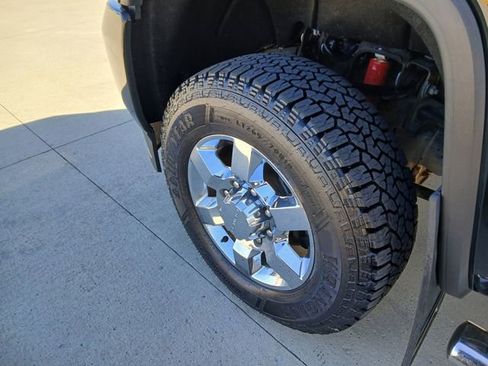 Used 2017 GMC Sierra 3500 Denali w/ Duramax Plus Package image 33