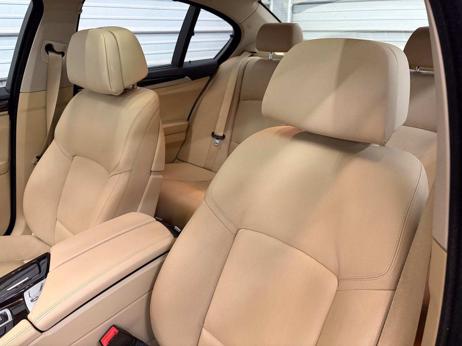 Used 2014 BMW 550i xDrive Sedan AWD/4WD image 9