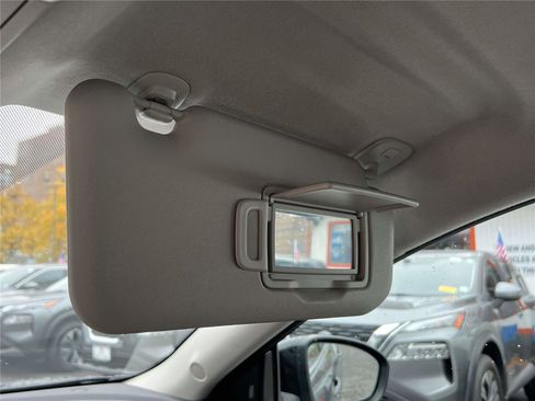 Certified 2023 Nissan Sentra SR w/ Trunk Package image 41